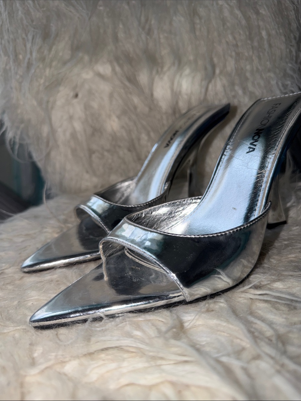 Fashion Nova Silver Metallic Pointed Toe Slide Heels - Picture 1 of 6